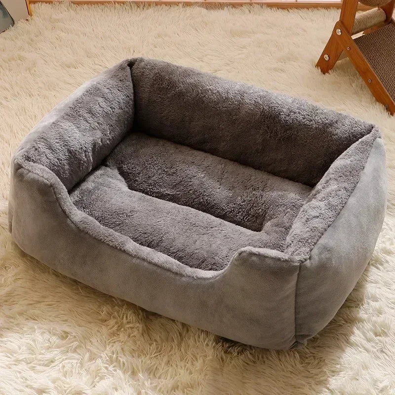 Letto rettangolare morbido in peluche a forma di divano per il riposo di cani e gatti